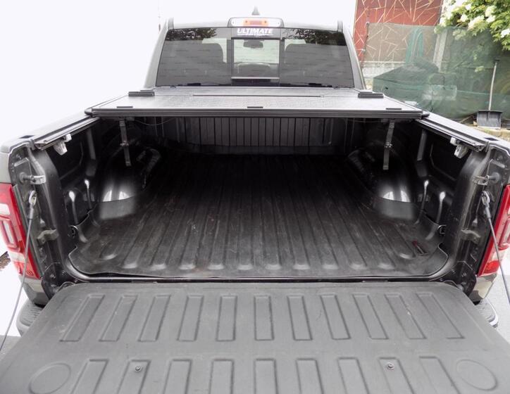 Dodge RAM 1500 8