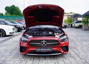 Mercedes-Benz Třídy E 9