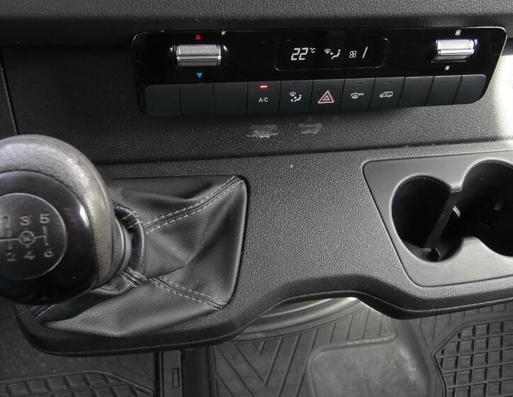 Mercedes-Benz Sprinter 15