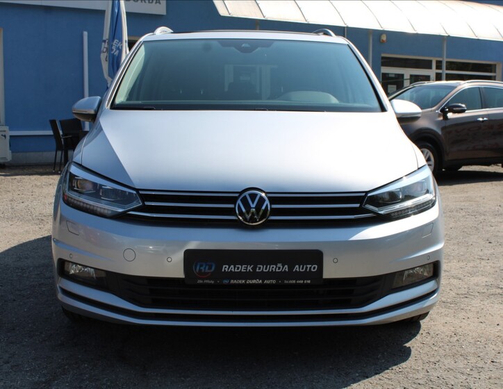 Volkswagen Touran 2