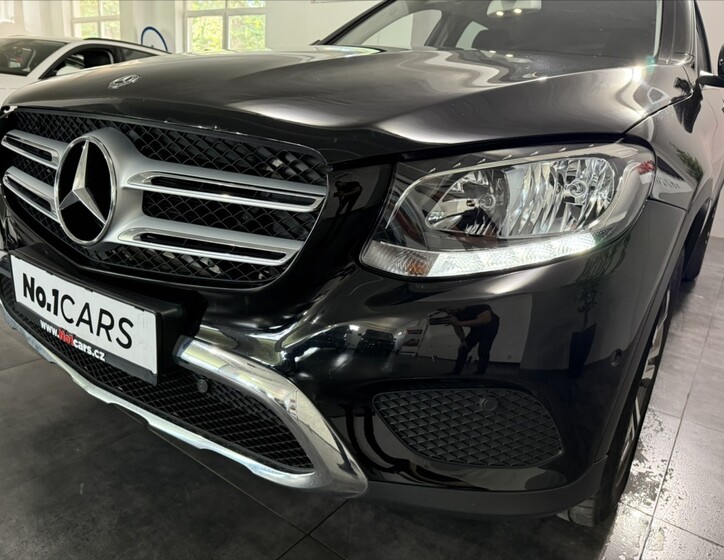 Mercedes-Benz GLC 27