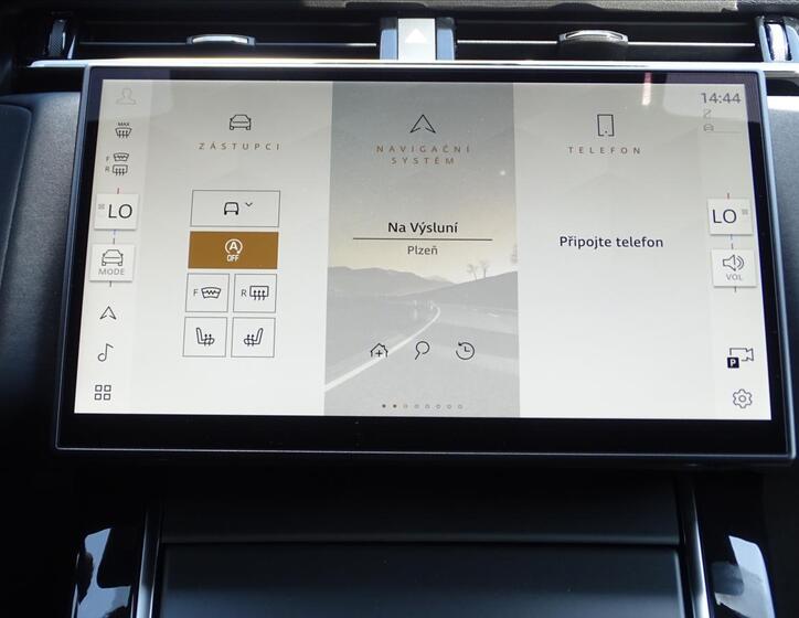 Land Rover Range Rover Velar 14