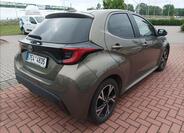 Toyota Yaris 4