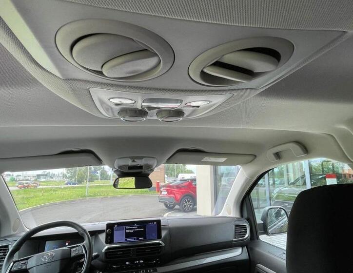 Toyota ProAce Verso 23