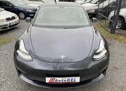 Tesla Model 3 11