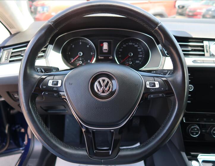 Volkswagen Passat 17