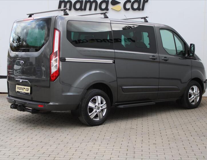 Ford Tourneo Custom 7