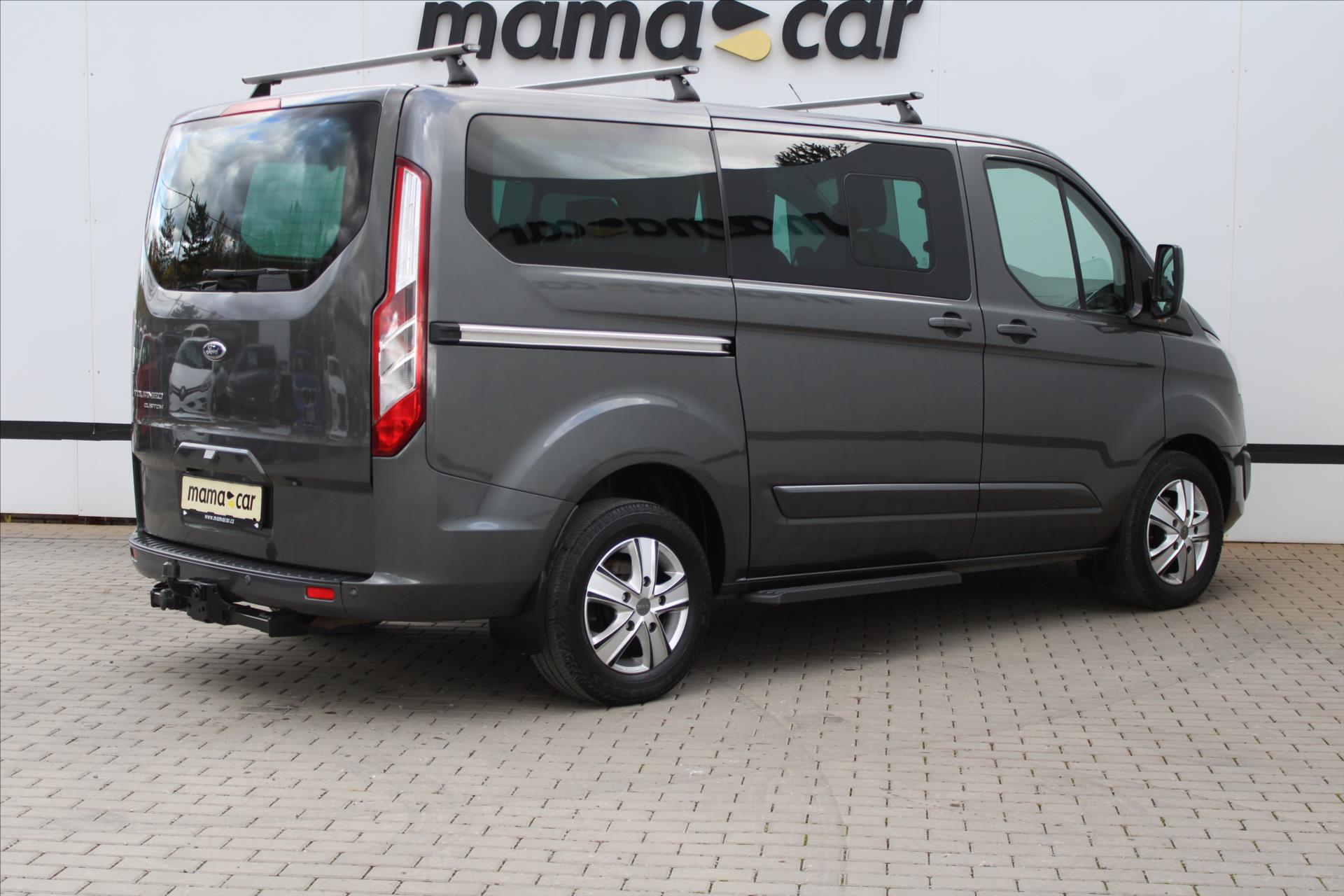 Ford Tourneo Custom