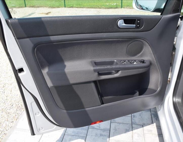 Volkswagen Golf Plus 23