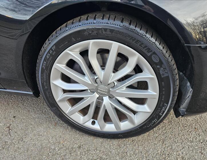 Audi A6 9