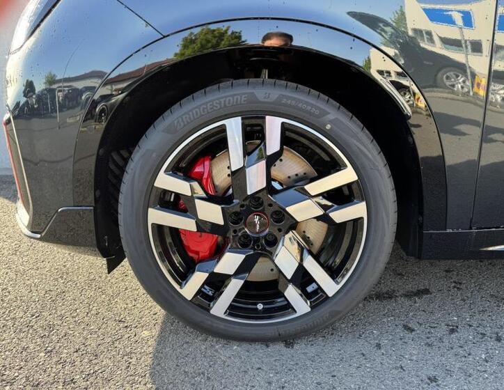 Mini Countryman 4