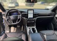 Ford Explorer 10