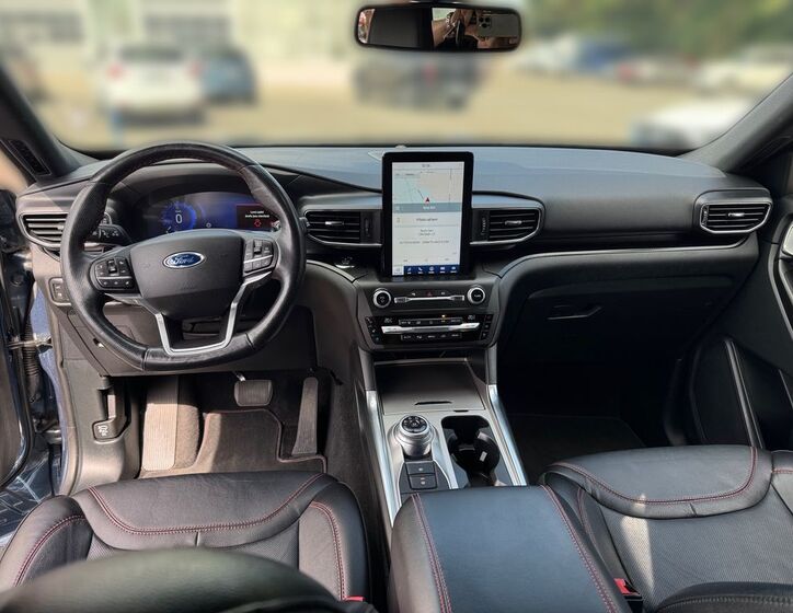 Ford Explorer 10