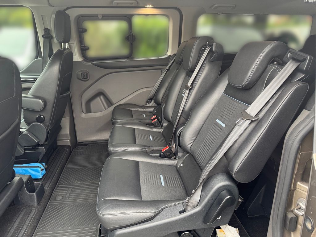 Ford Tourneo Custom