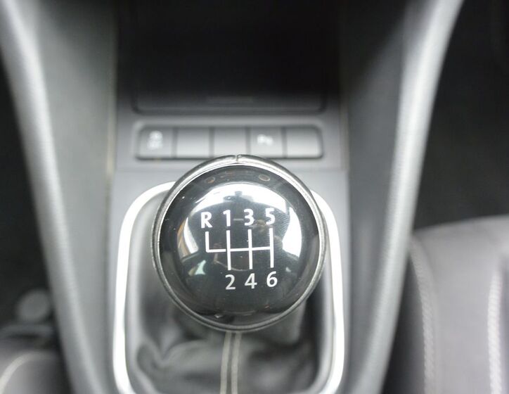 Volkswagen Golf 21
