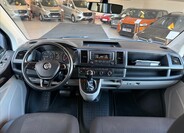 Volkswagen Caravelle 13