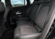Mercedes-Benz GLA 11