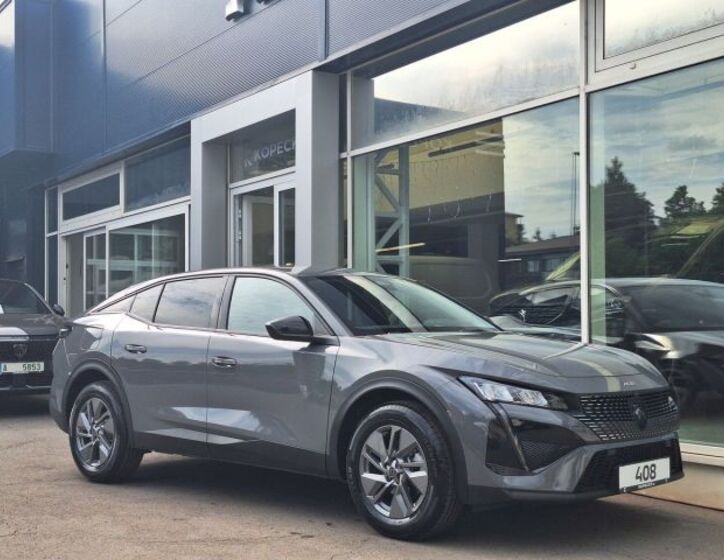 Peugeot 408 9