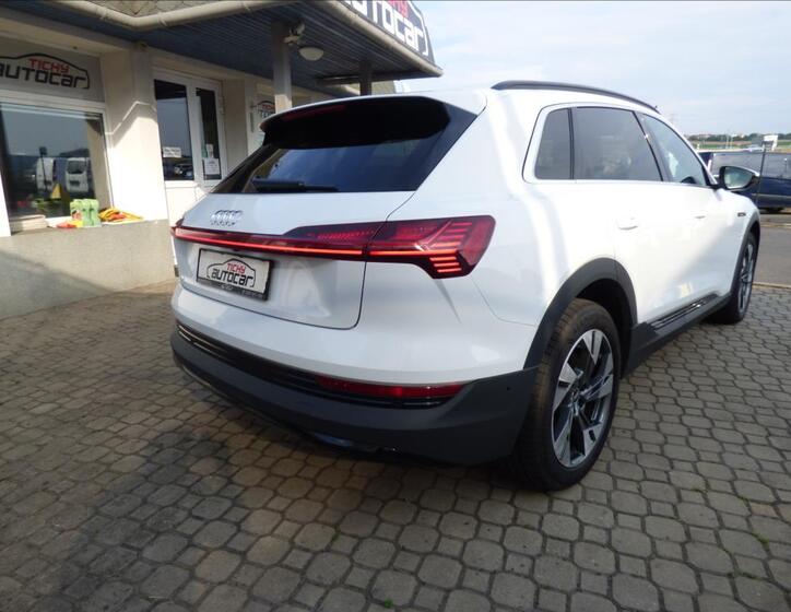 Audi e-tron 3