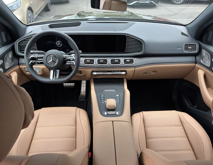 Mercedes-Benz GLS 16