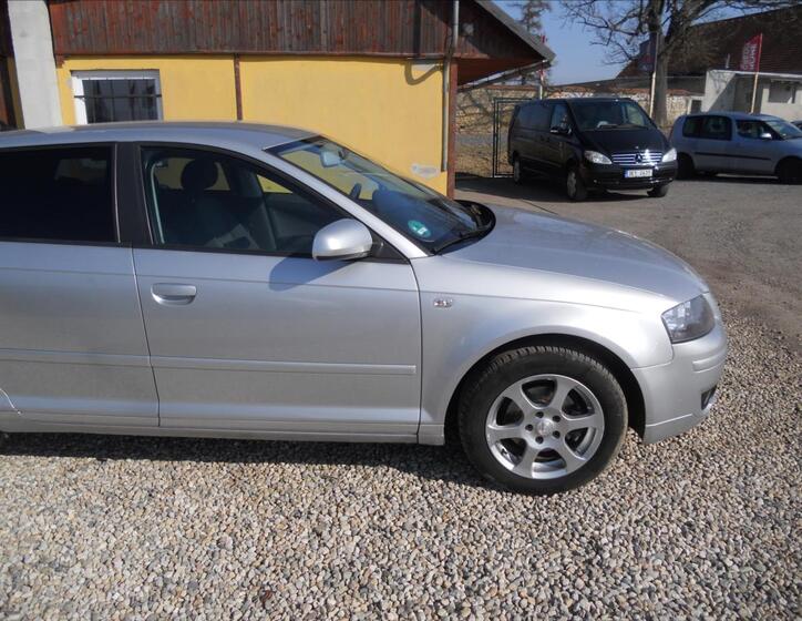 Audi A3 4