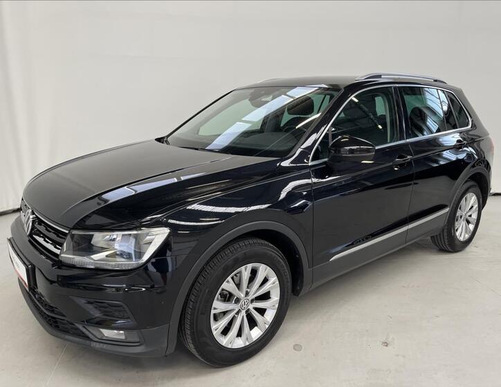 Volkswagen Tiguan 1