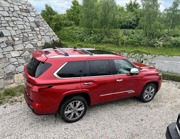 Toyota Sequoia 8