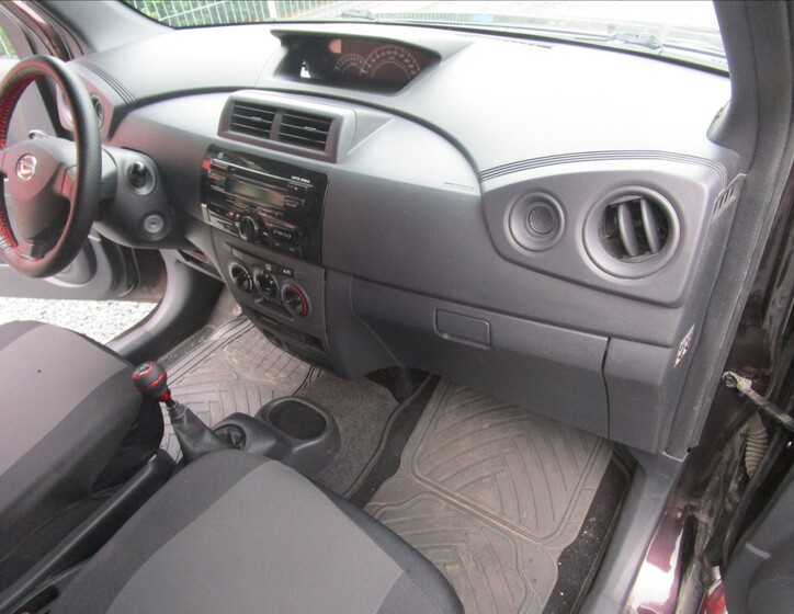 Daihatsu Materia 15