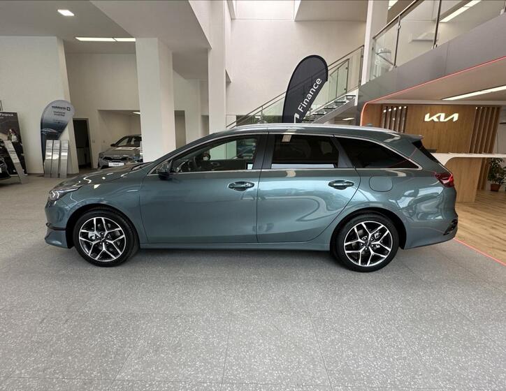 KIA Ceed 8