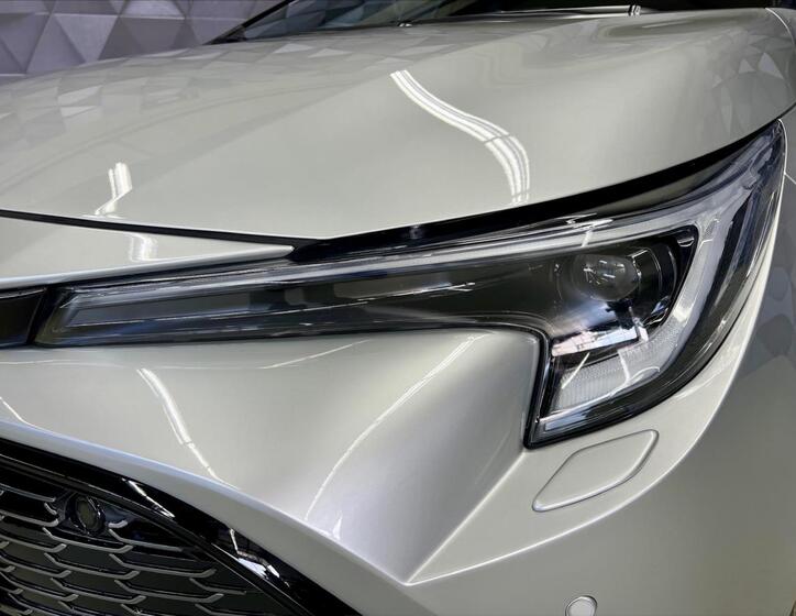 Toyota Corolla 8