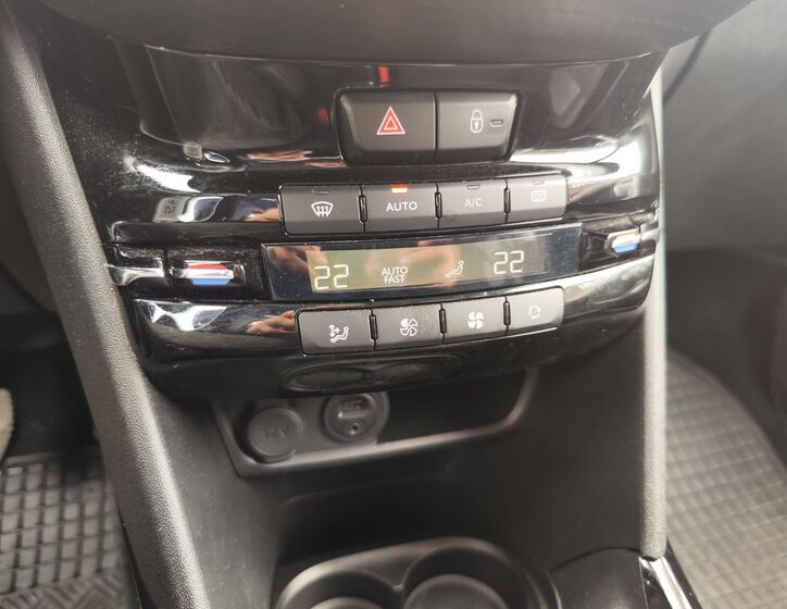 Peugeot 2008 19