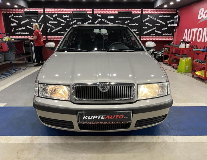 Škoda Octavia 9