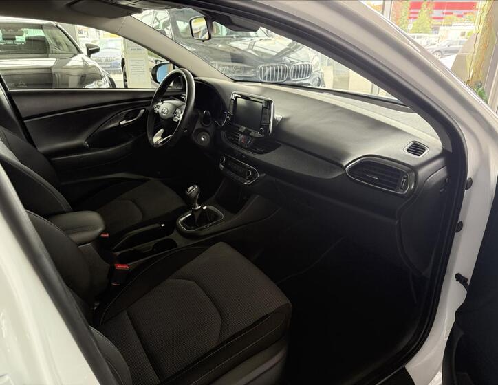 Hyundai i30 9