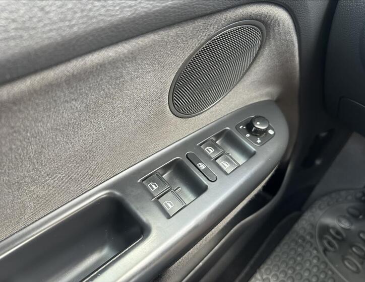 Volkswagen Golf Plus 19