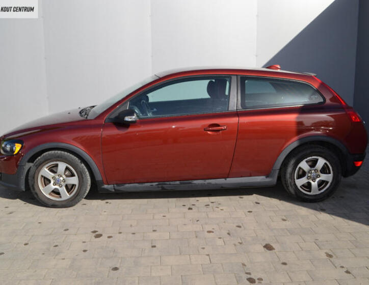Volvo C30 4