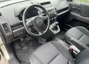 Mazda 5 9