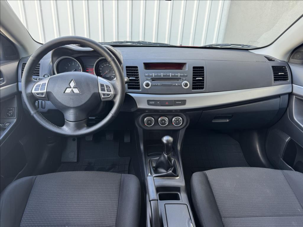 Mitsubishi Lancer