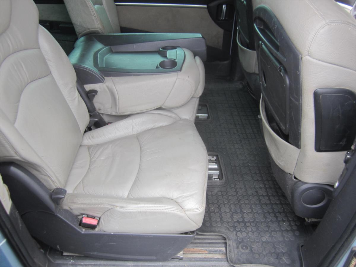Peugeot 807