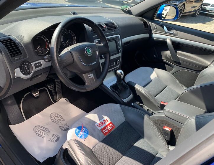 Škoda Octavia 14
