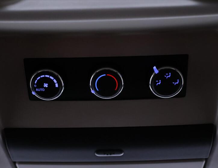 Lancia Voyager 30