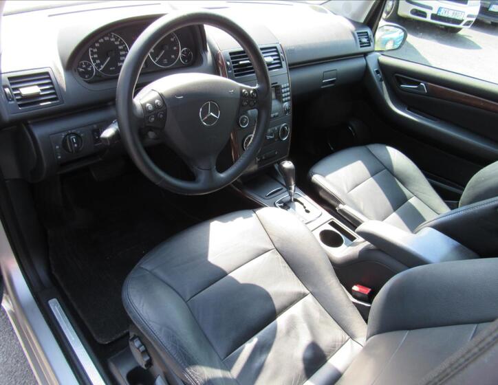 Mercedes-Benz Třídy A 9