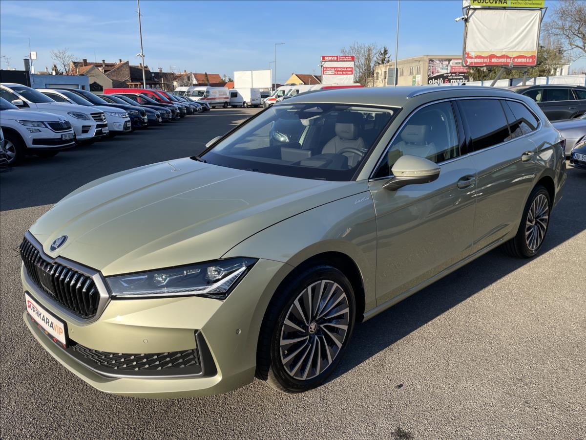 Škoda Superb