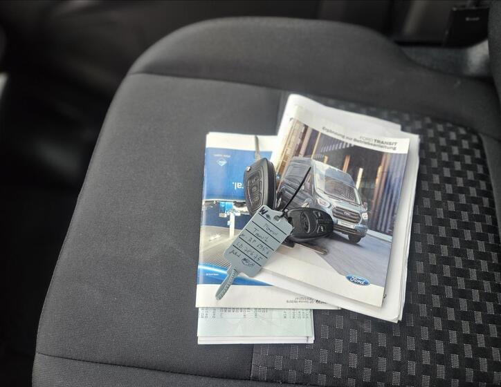 Ford Transit 13
