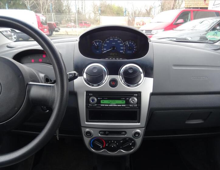 Chevrolet Matiz 20