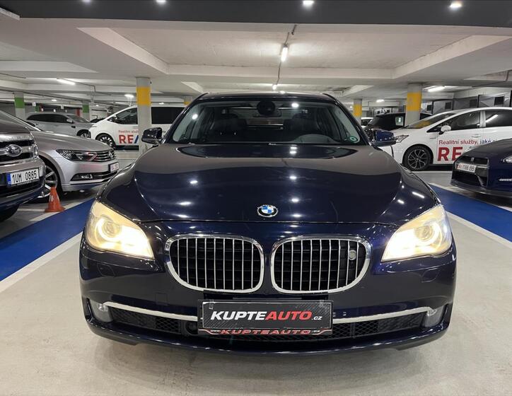 BMW Řada 7 1