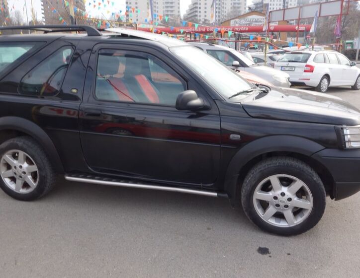 Land Rover Freelander 5