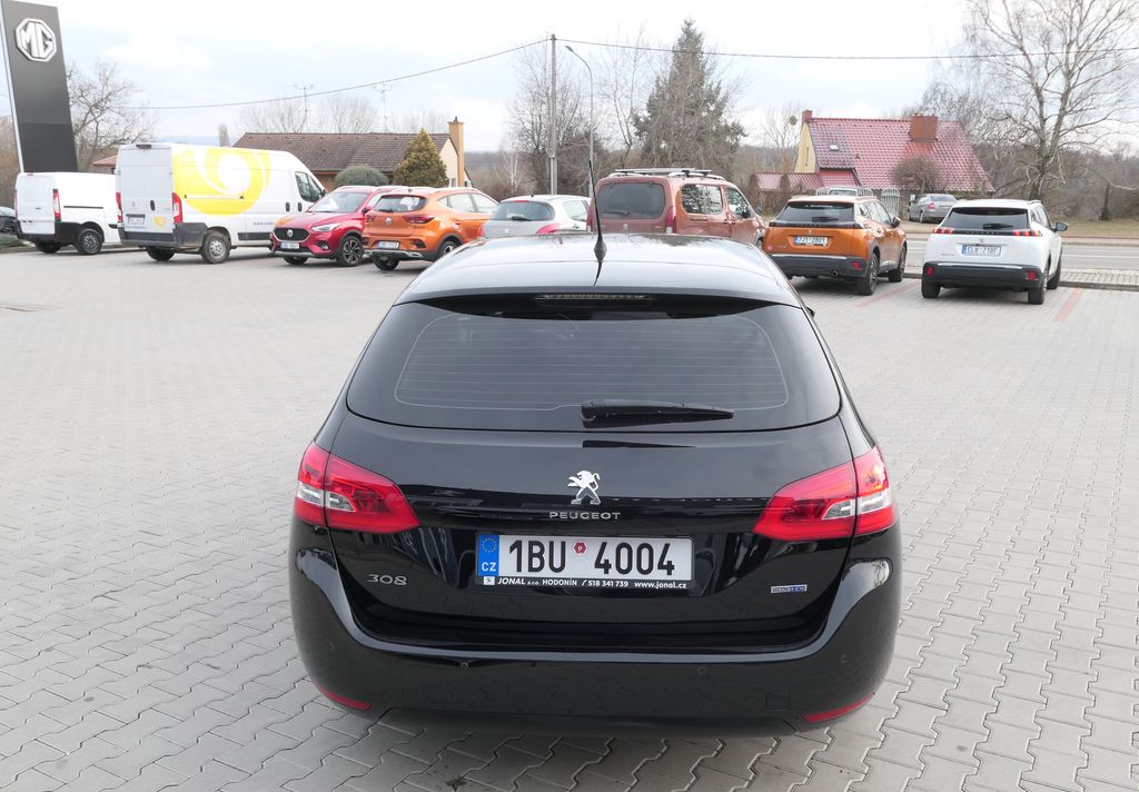 Peugeot 308