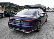 Audi A8 6