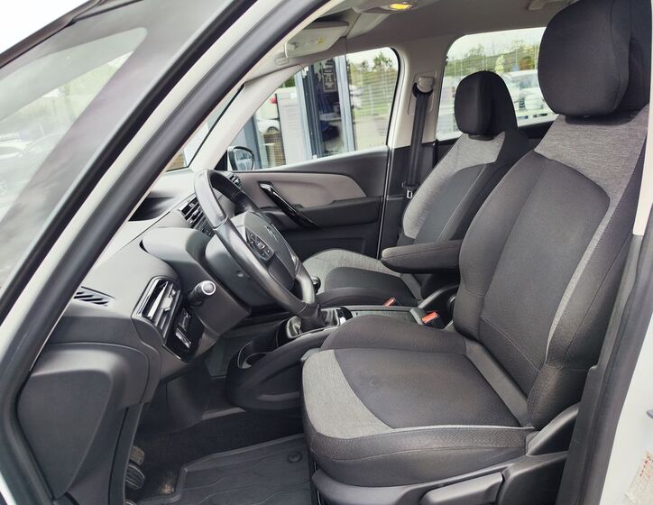 Citroën C4 Picasso 8