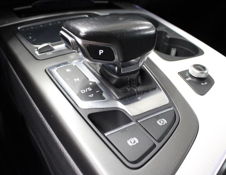 Audi Q7 29